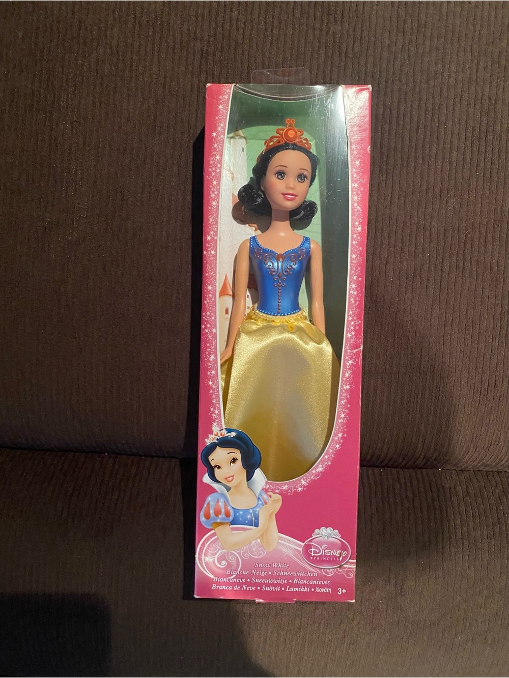 Vintage Disney Princess Snow White Barbie Doll Mattel New in box